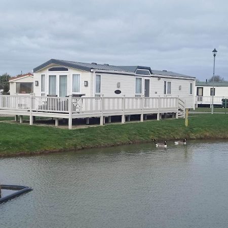 Hotel 6 Berth Deluxe Ml7 On The Golden Palm Chapel St. Leonards Exterior foto